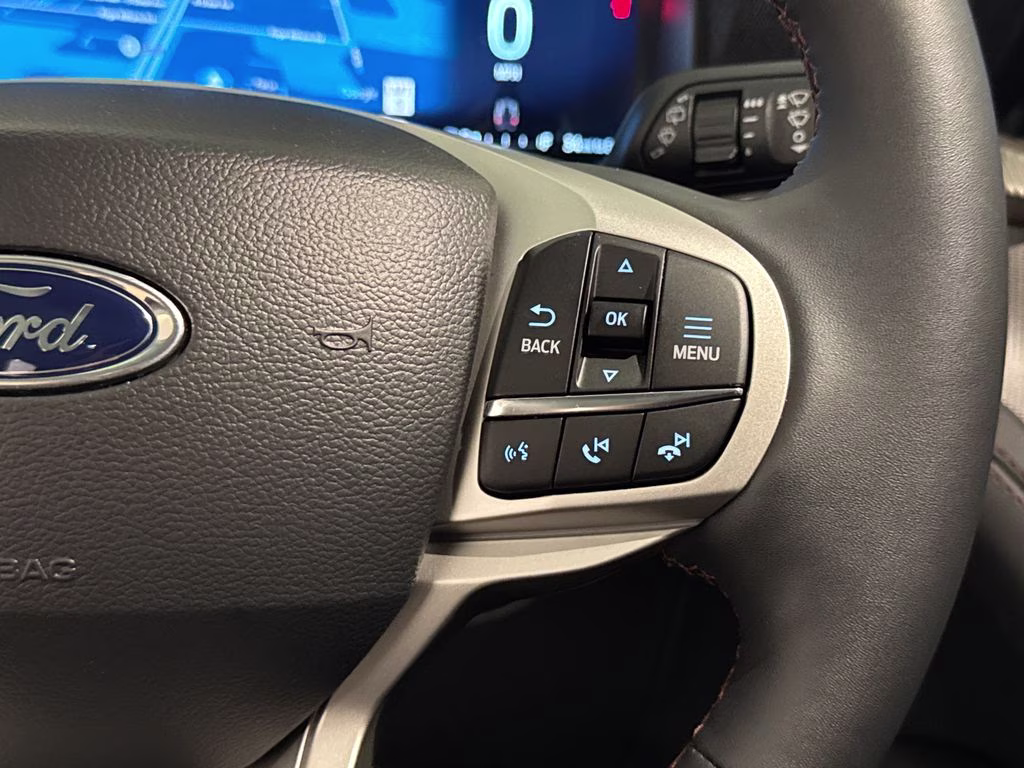 2026 Agate Black Metallic Ford Explorer Active RWD SUV