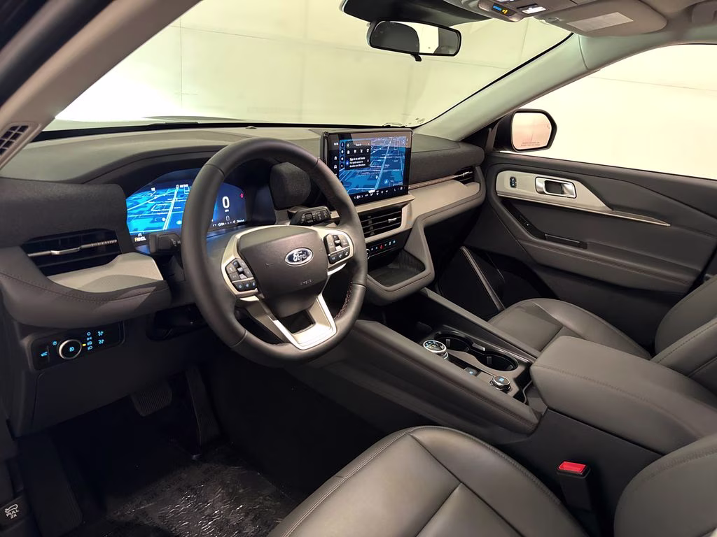 2026 Agate Black Metallic Ford Explorer Active RWD SUV