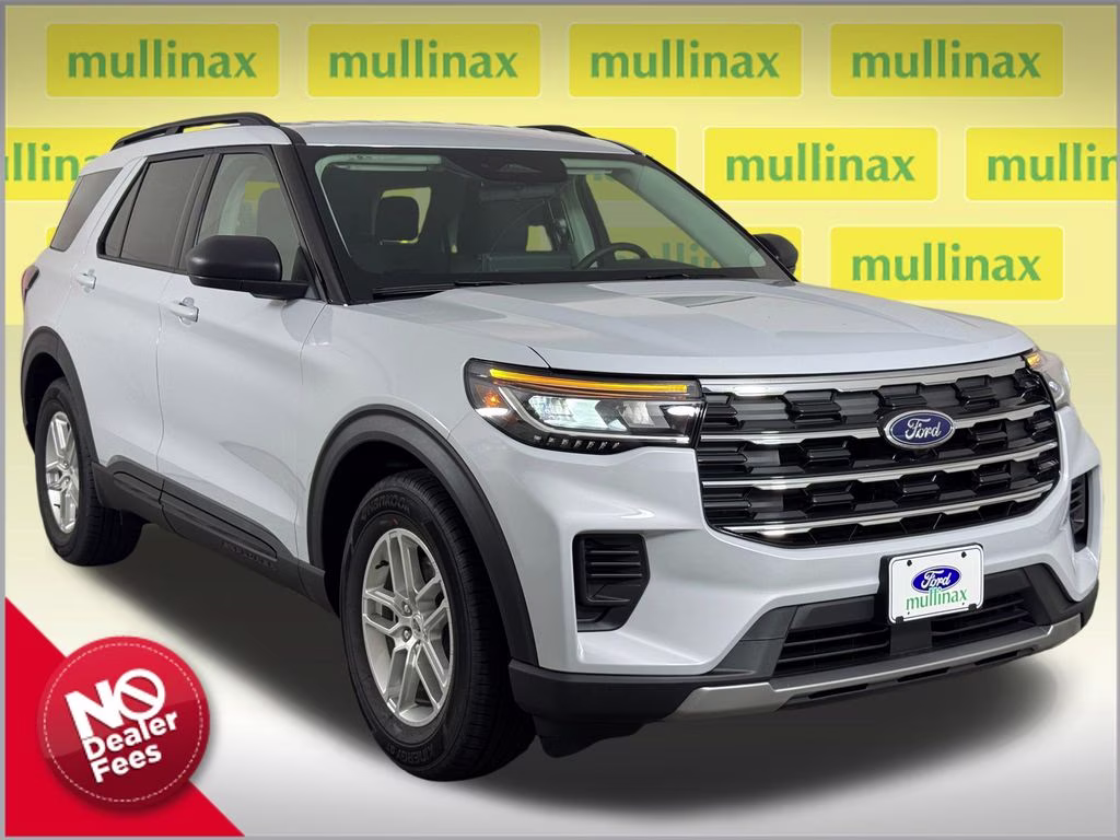 2026 Space White Metallic Ford Explorer Active RWD SUV