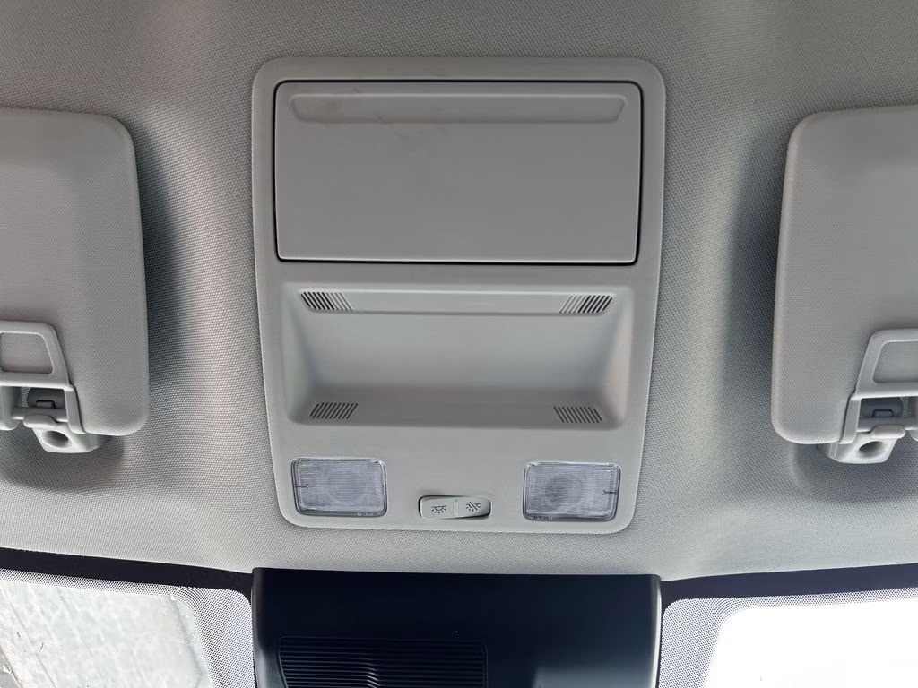 2025 Oxford White Ford Maverick XLT AWD Truck