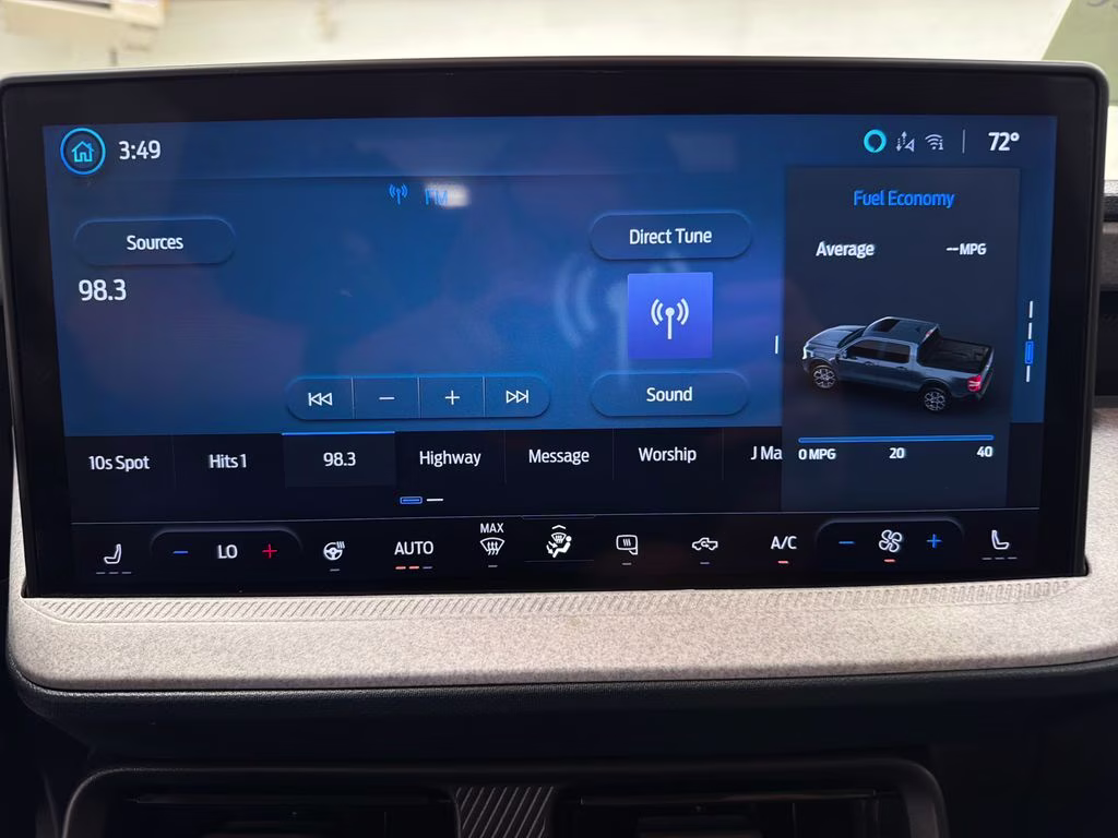 2025 Oxford White Ford Maverick XLT AWD Truck