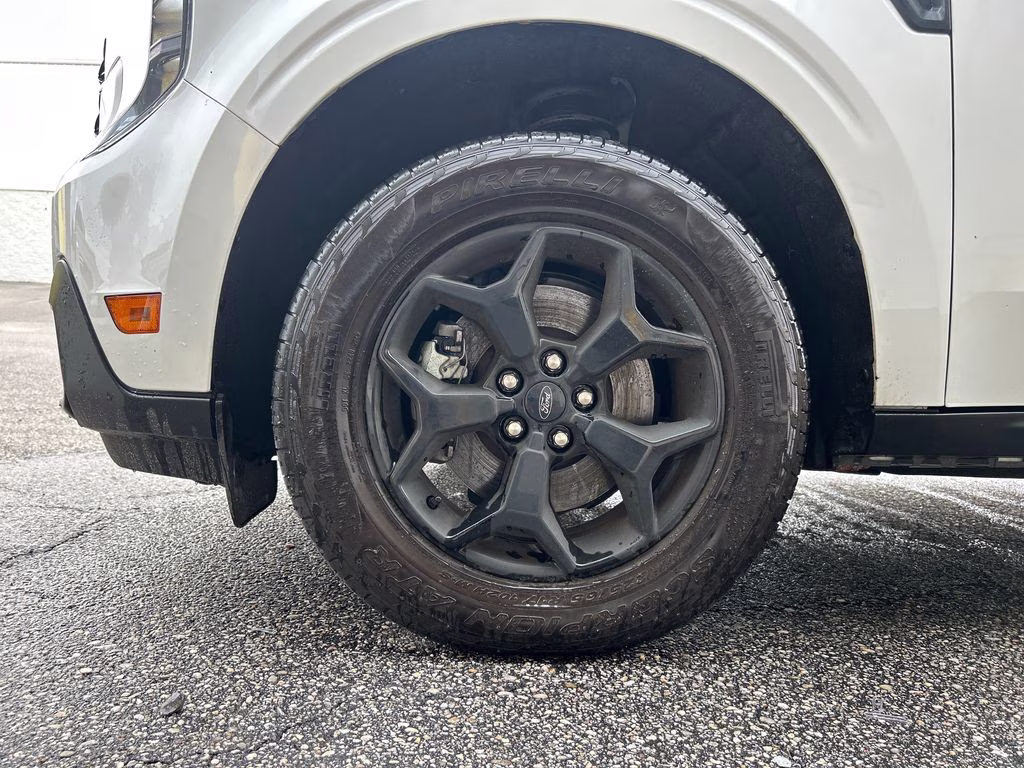 2025 Oxford White Ford Maverick XLT AWD Truck
