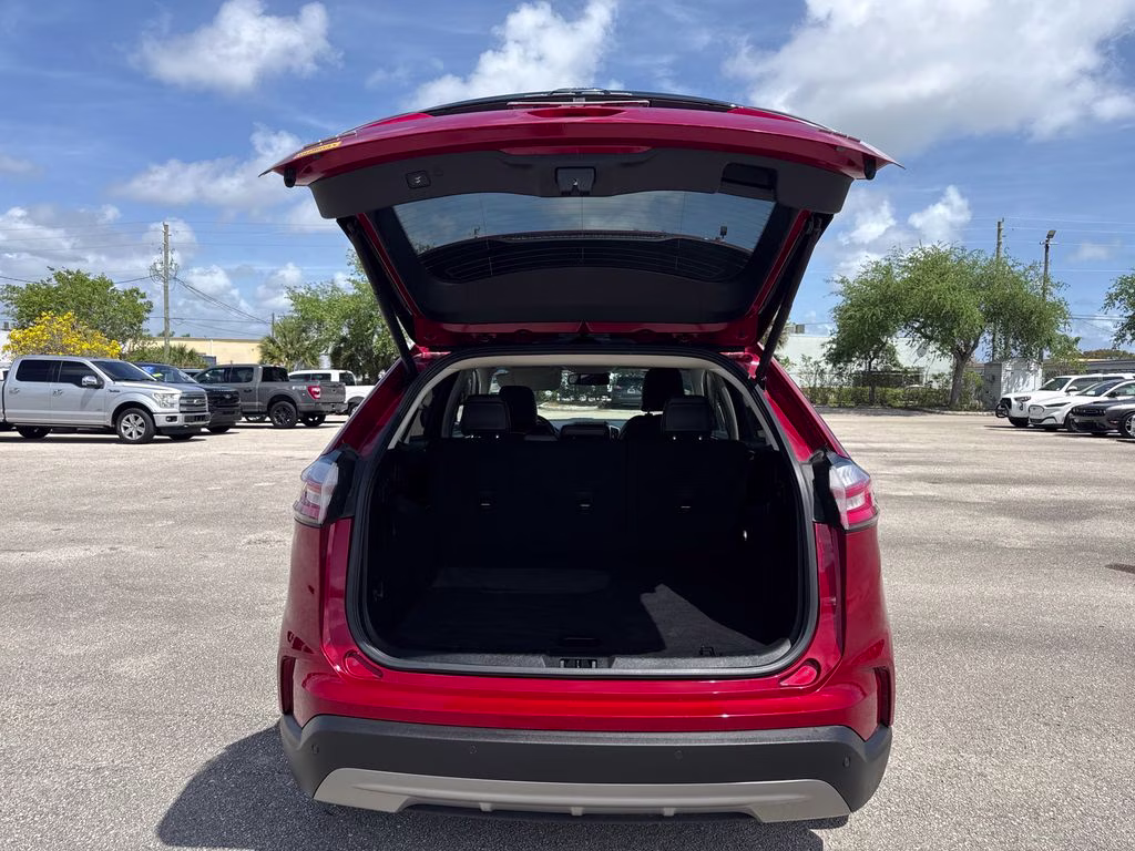 2023 Red Metallic Ford Edge SEL AWD SUV