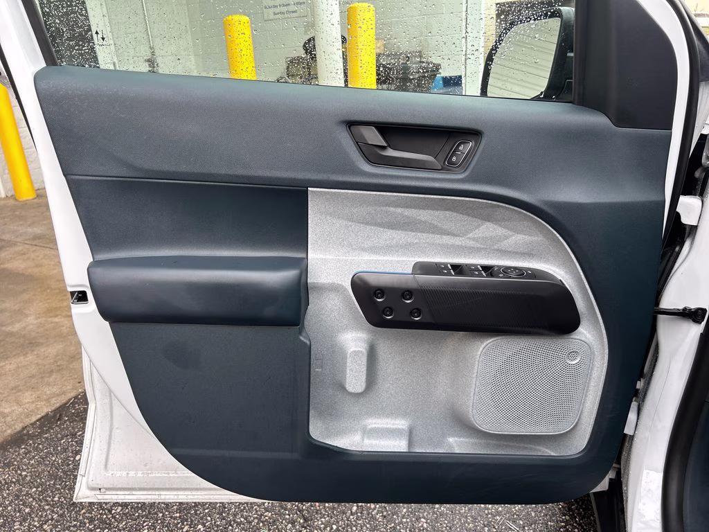 2025 Oxford White Ford Maverick XLT AWD Truck