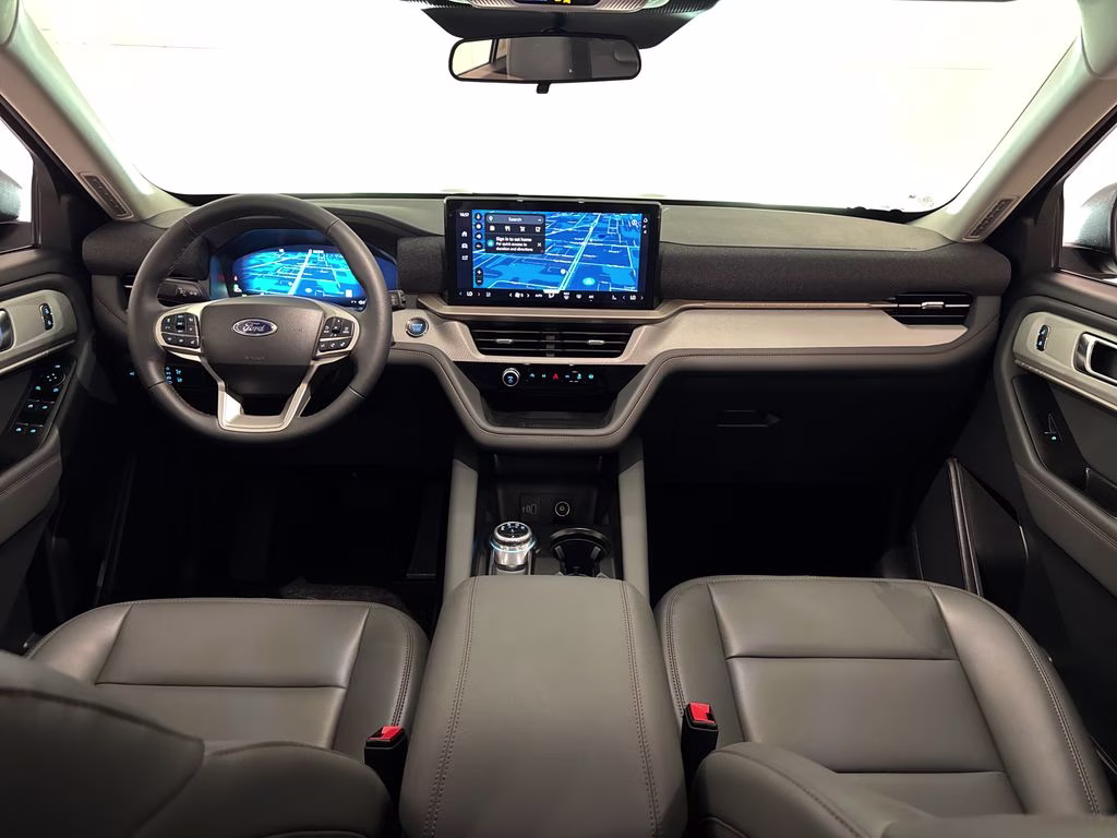 2026 Agate Black Metallic Ford Explorer Active RWD SUV