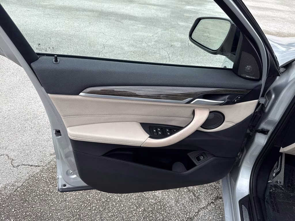 2019 Glacier Silver Metallic BMW X1 sDrive28i FWD SUV