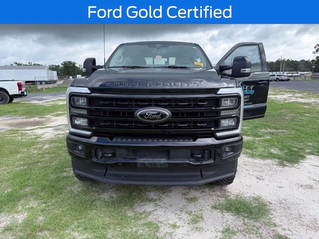 2024 Black Metallic Ford Super Duty F-350 SRW Lariat 4X4 Truck
