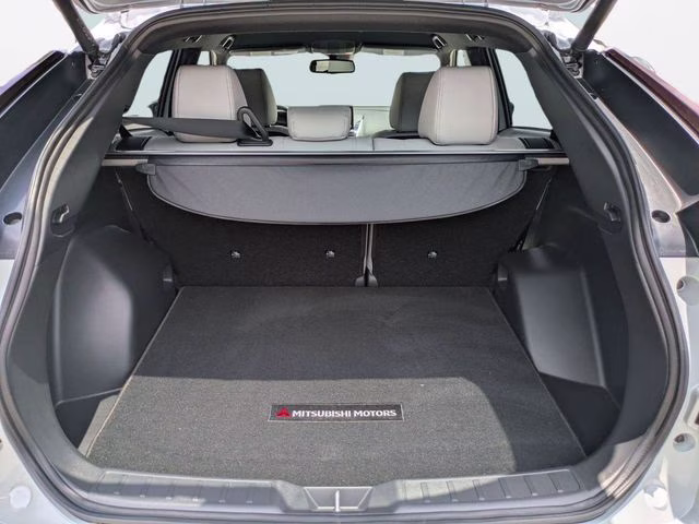 2024 White Mitsubishi Eclipse Cross SEL 4X4 SUV