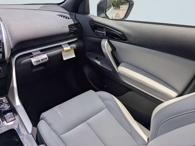 2024 White Mitsubishi Eclipse Cross SEL 4X4 SUV