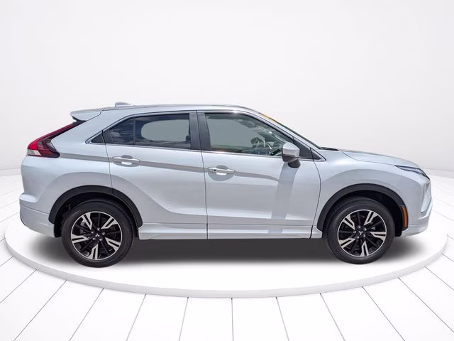 2024 White Mitsubishi Eclipse Cross SEL 4X4 SUV