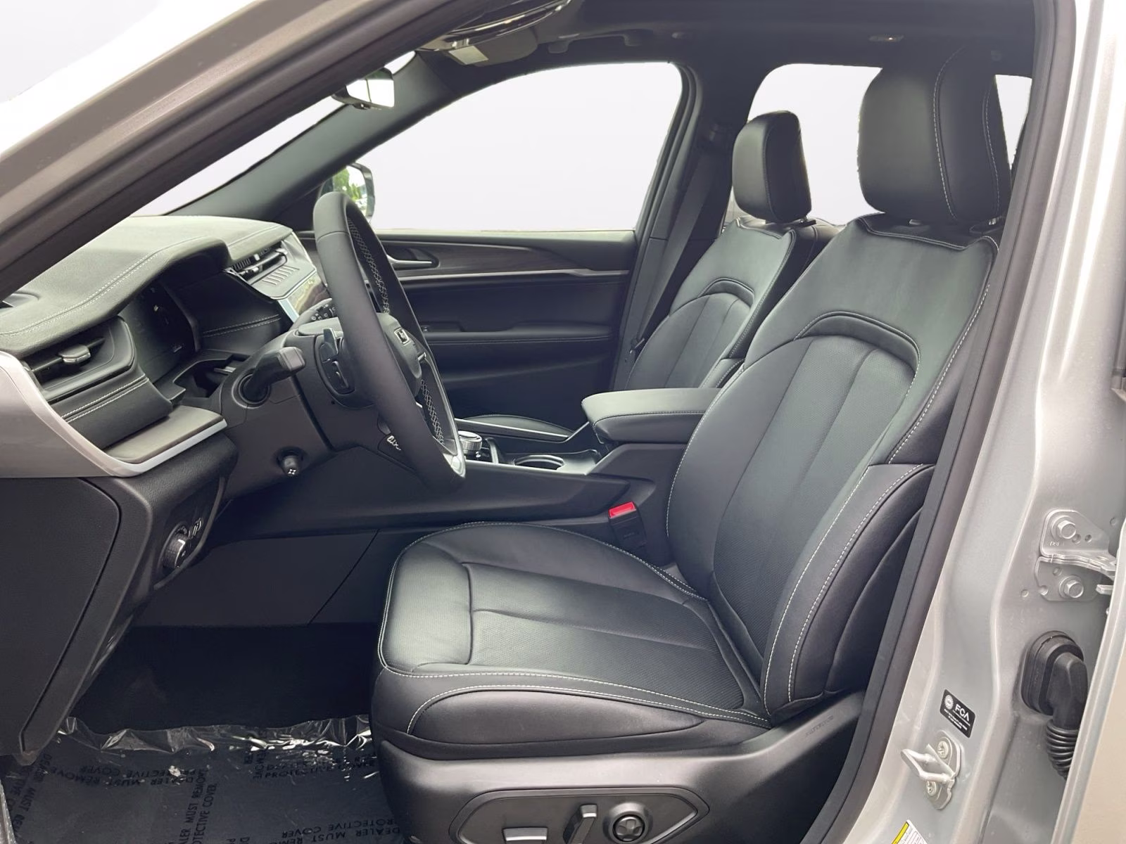 2026 Silver Zynith Jeep Grand Cherokee Limited Reserve 4X4 SUV