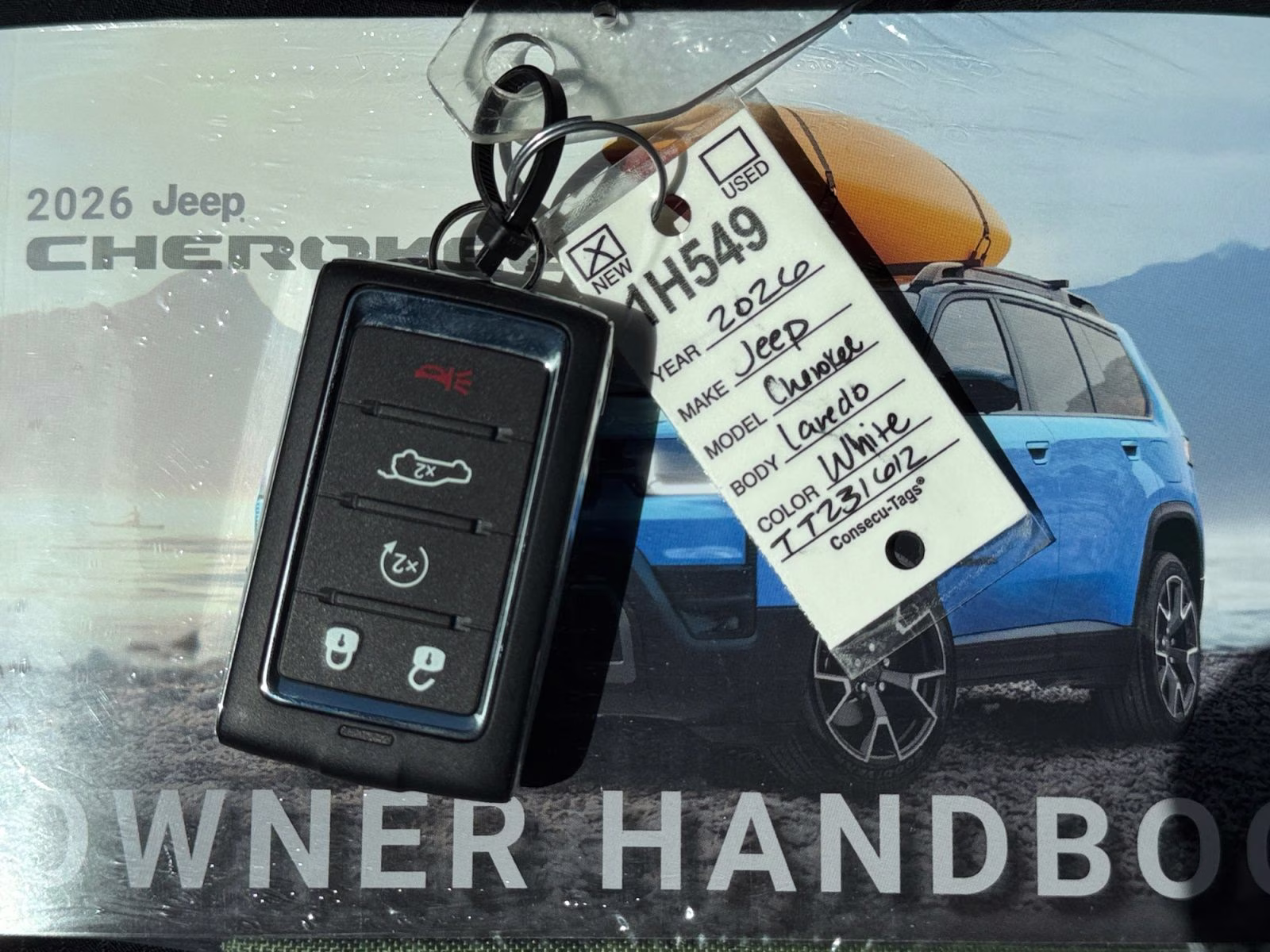2026 Bright White Clearcoat Jeep Cherokee Limited 4X4 SUV