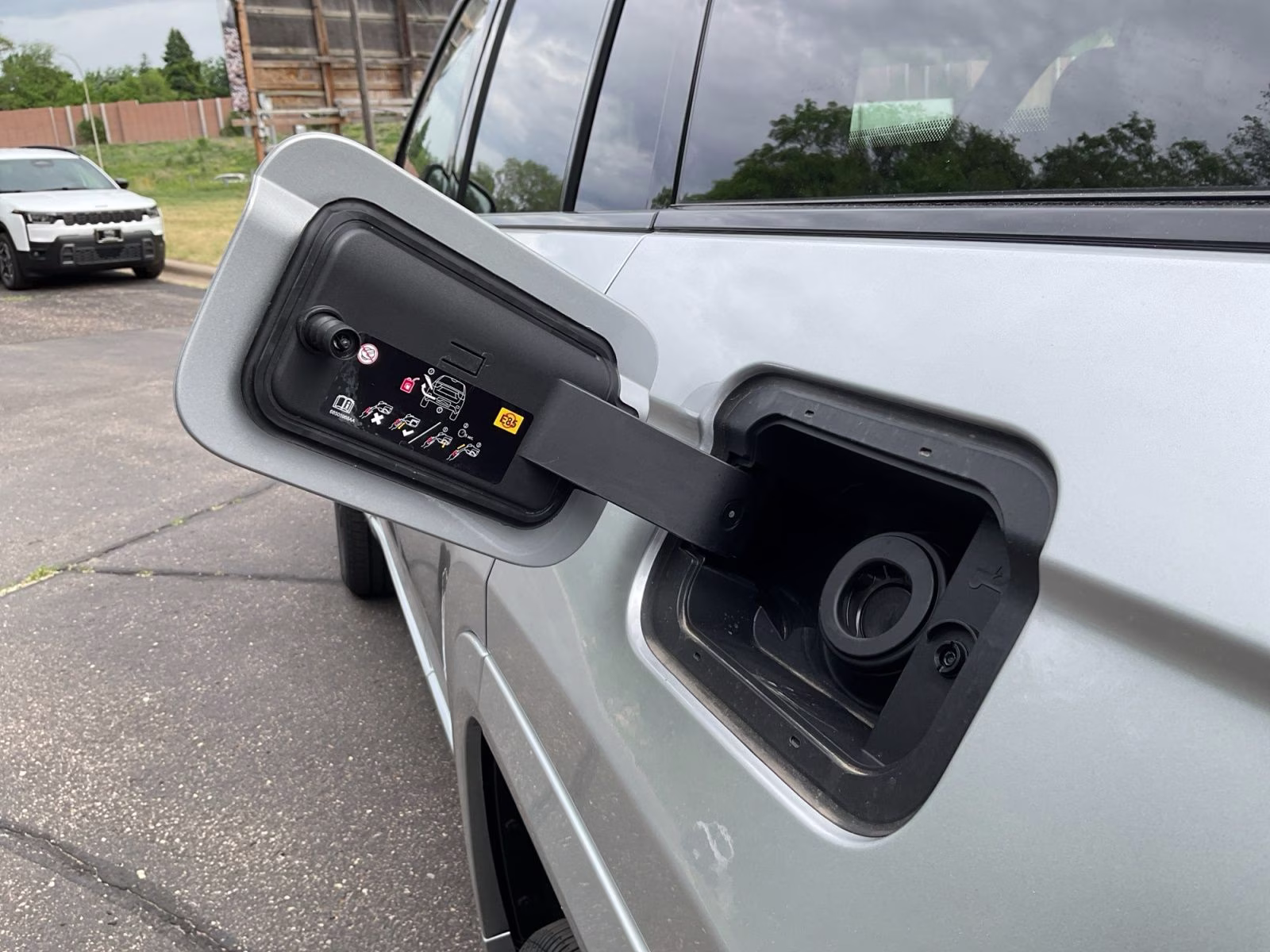 2026 Silver Zynith Jeep Grand Cherokee Limited Reserve 4X4 SUV