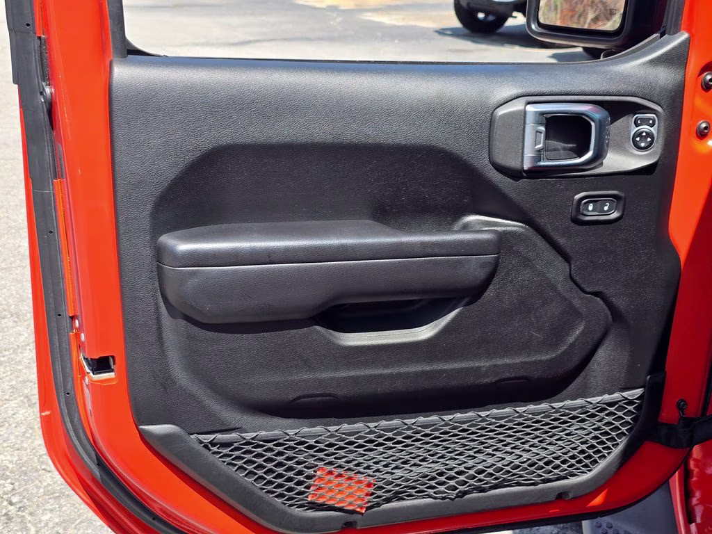 2020 Punkn Metallic Clearcoat Jeep Wrangler Sport S 4X4 SUV