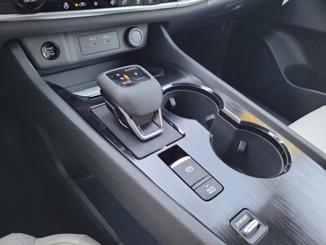 2026 Everest White Pearl Tricoat Nissan Rogue Dark Armor FWD SUV