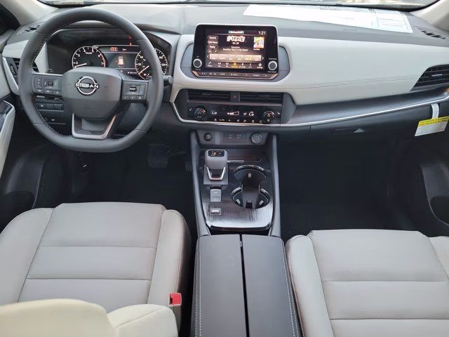 2026 Everest White Pearl Tricoat Nissan Rogue Dark Armor FWD SUV