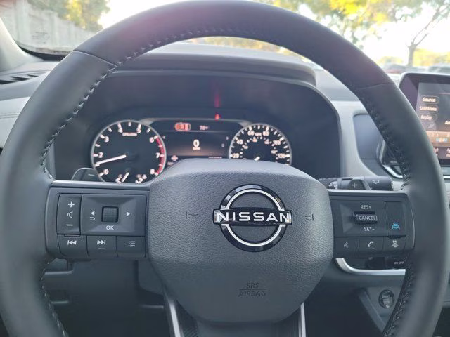 2026 Everest White Pearl Tricoat Nissan Rogue Dark Armor FWD SUV