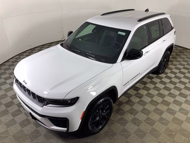 2026 Bright White Clearcoat Jeep Grand Cherokee Altitude 4X4 SUV