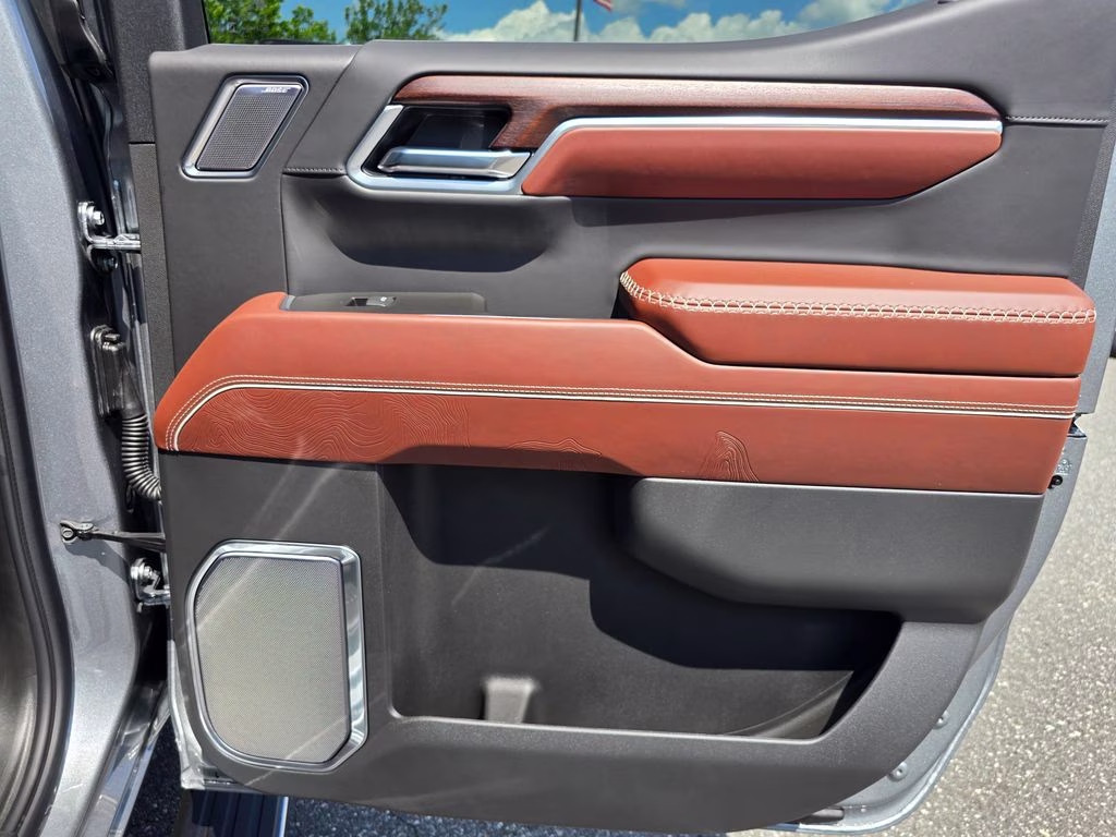2026 Sterling Metallic GMC Sierra 1500 Denali Ultimate 4X4 Truck