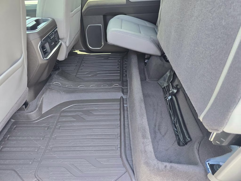 2026 Glacier White Tricoat GMC Sierra 1500 SLT 4X4 Truck