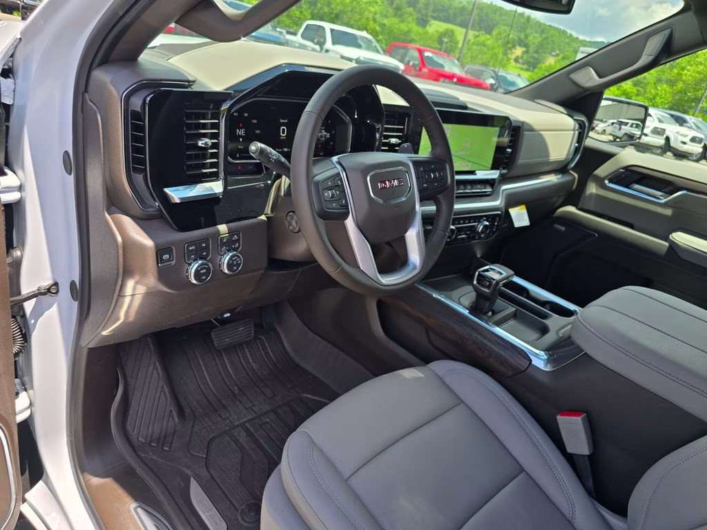 2026 Glacier White Tricoat GMC Sierra 1500 SLT 4X4 Truck