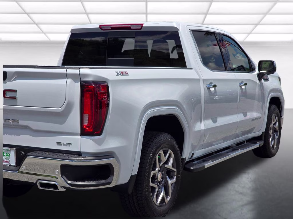 2026 Glacier White Tricoat GMC Sierra 1500 SLT 4X4 Truck