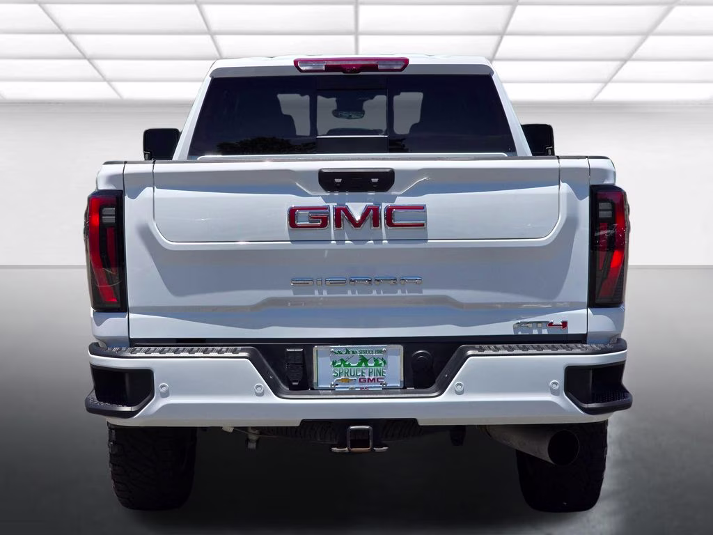 2025 Summit White GMC Sierra 2500HD AT4 4X4 Truck