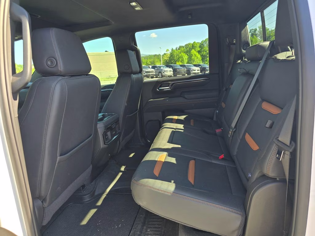 2025 Summit White GMC Sierra 2500HD AT4 4X4 Truck