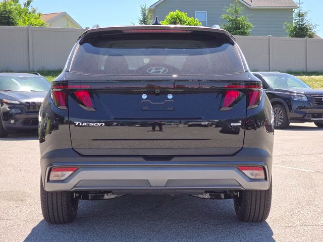 2026 Phantom Black Hyundai Tucson SEL AWD SUV