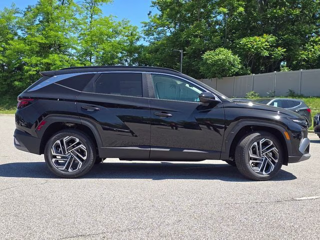 2026 Phantom Black Hyundai Tucson SEL AWD SUV