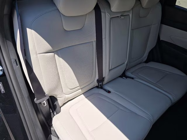 2026 Phantom Black Hyundai Tucson SEL AWD SUV
