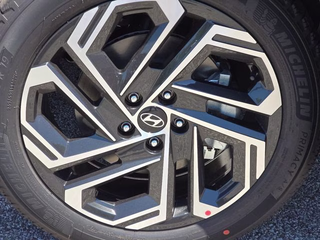 2026 Phantom Black Hyundai Tucson SEL AWD SUV