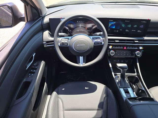 2026 Phantom Black Hyundai Tucson SEL AWD SUV
