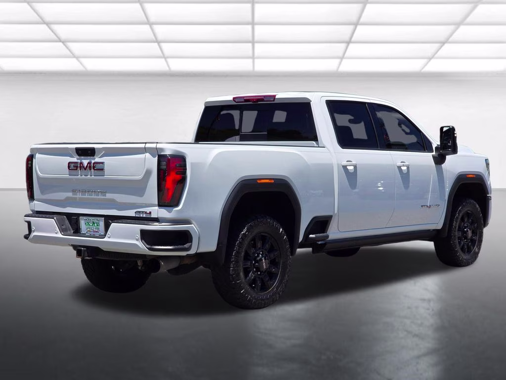 2025 Summit White GMC Sierra 2500HD AT4 4X4 Truck