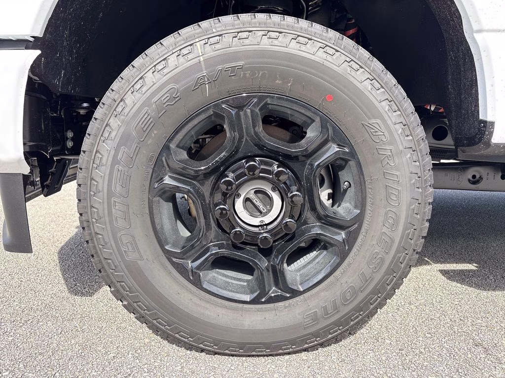 2026 Oxford White Ford Super Duty F-250 SRW XL 4X4 Truck