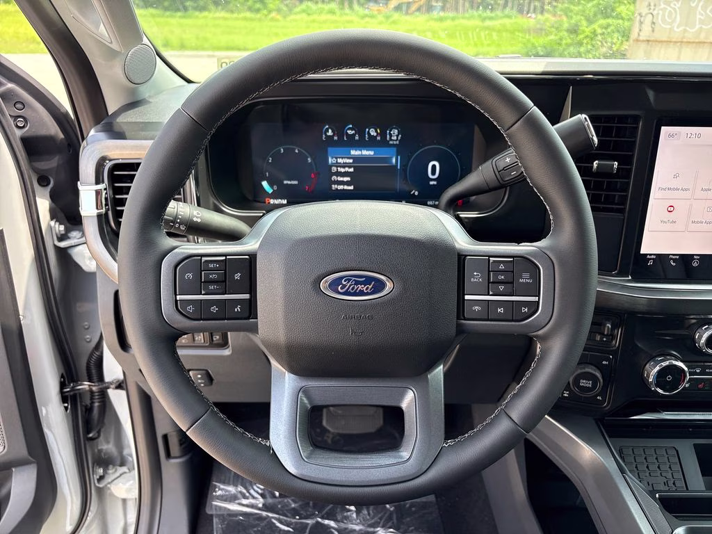 2026 Avalanche Ford Super Duty F-250 SRW Lariat 4X4 Truck