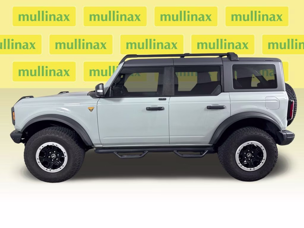 2023 Cactus Gray Ford Bronco Badlands 4X4 SUV