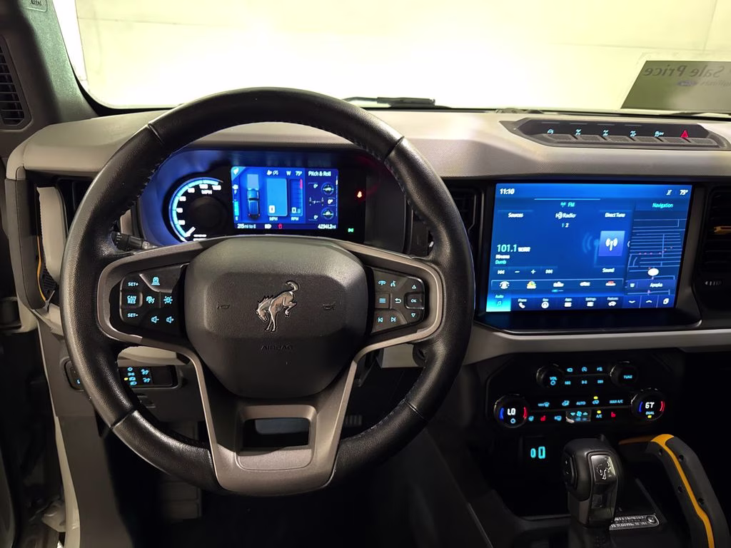 2023 Cactus Gray Ford Bronco Badlands 4X4 SUV