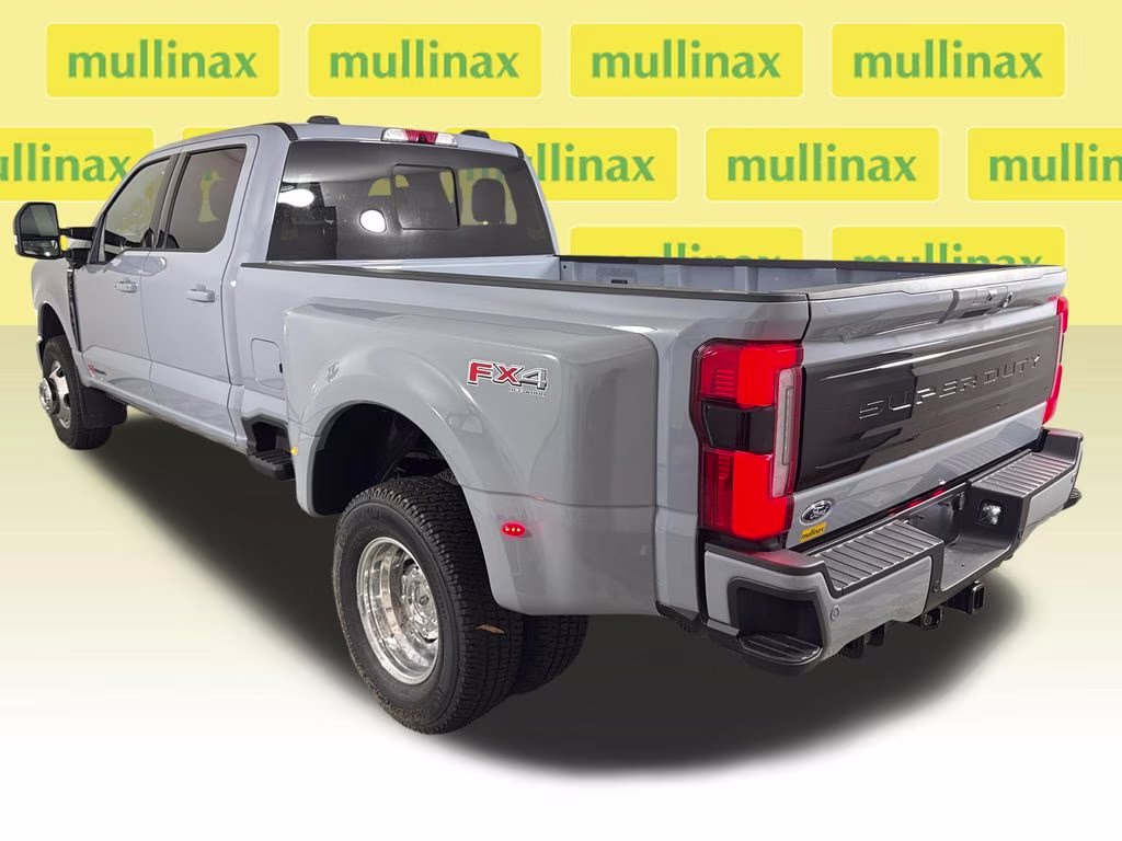 2026 Glacier Gray Metallic TriCoat Ford Super Duty F-350 DRW Platinum 4X4 Truck