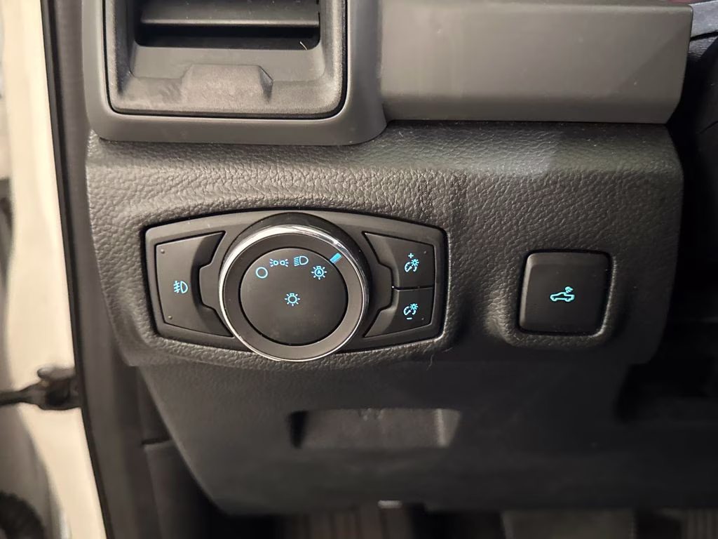 2019 Oxford White Ford Ranger XL 4X4 Truck