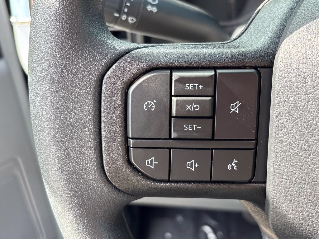 2026 Oxford White Ford Super Duty F-250 SRW XL 4X4 Truck