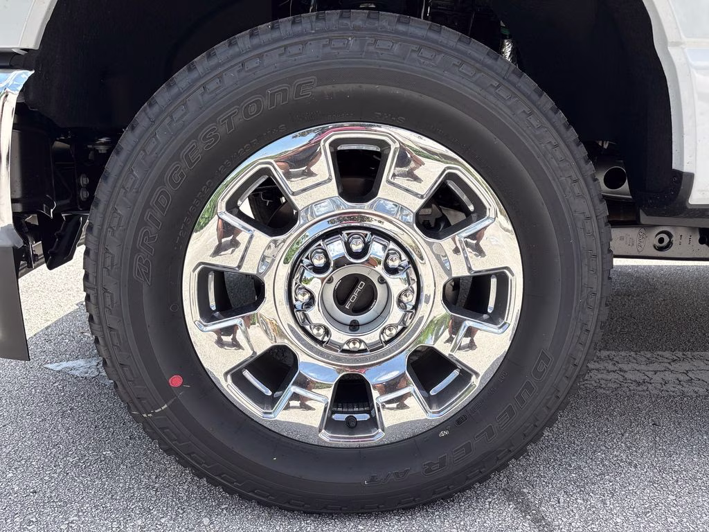 2026 Avalanche Ford Super Duty F-250 SRW Lariat 4X4 Truck