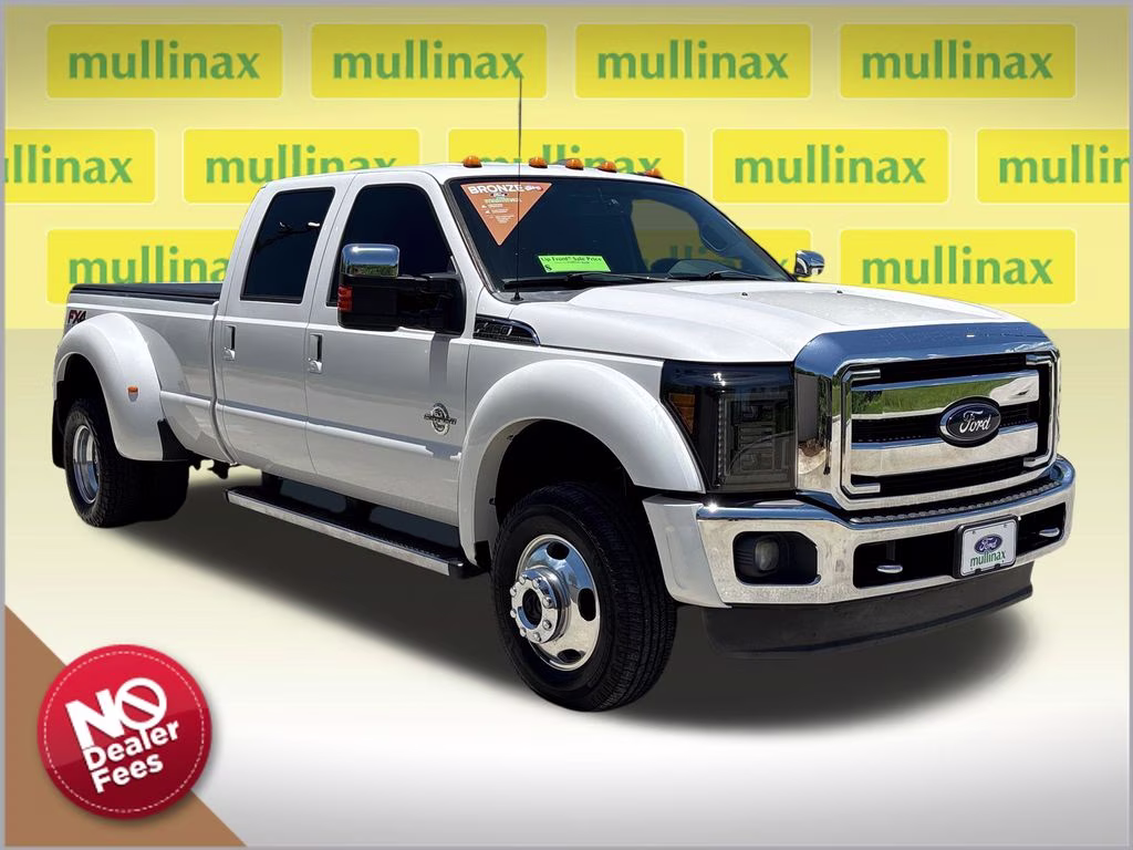 2012 White Platinum Clearcoat Metallic Ford Super Duty F-450 DRW Lariat 4X4 Truck