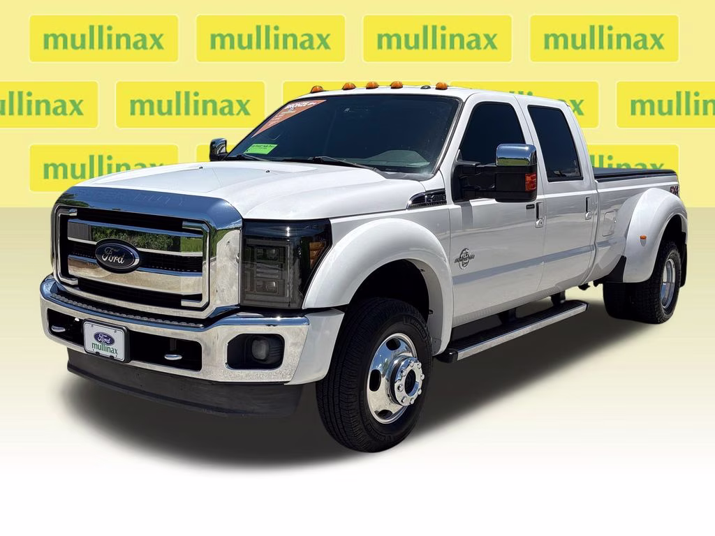 2012 White Platinum Clearcoat Metallic Ford Super Duty F-450 DRW Lariat 4X4 Truck