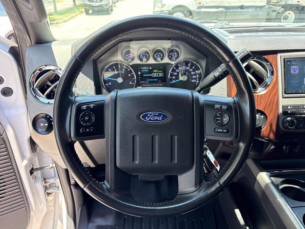 2012 White Platinum Clearcoat Metallic Ford Super Duty F-450 DRW Lariat 4X4 Truck