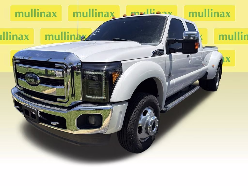 2012 White Platinum Clearcoat Metallic Ford Super Duty F-450 DRW Lariat 4X4 Truck