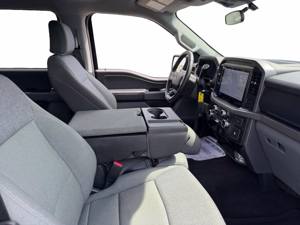 2025 Black Metallic Ford F-150 XLT 4X4 Truck