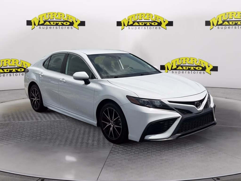2024 Ice Toyota Camry SE FWD Sedan