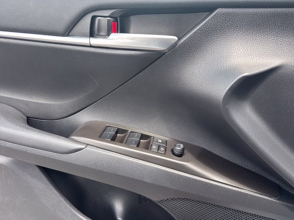 2024 Ice Toyota Camry SE FWD Sedan
