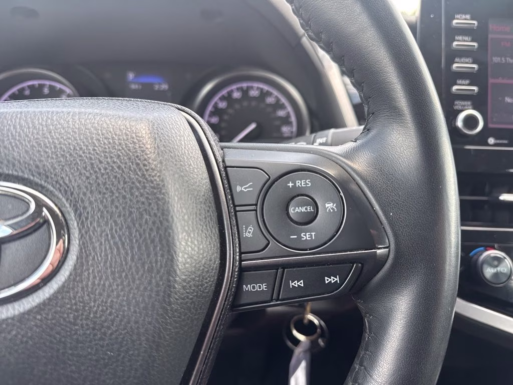 2024 Ice Toyota Camry SE FWD Sedan